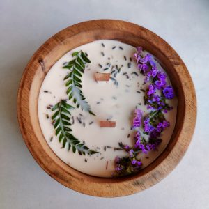 Kashmiri Lavender Candle - Luxe Wooden Candles